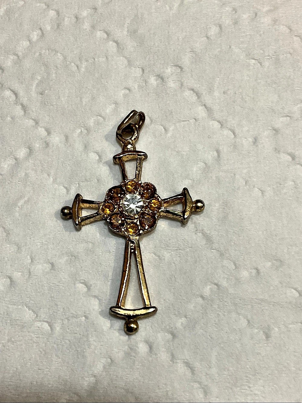 Gold-Tone Cross Pendant Necklace Like New